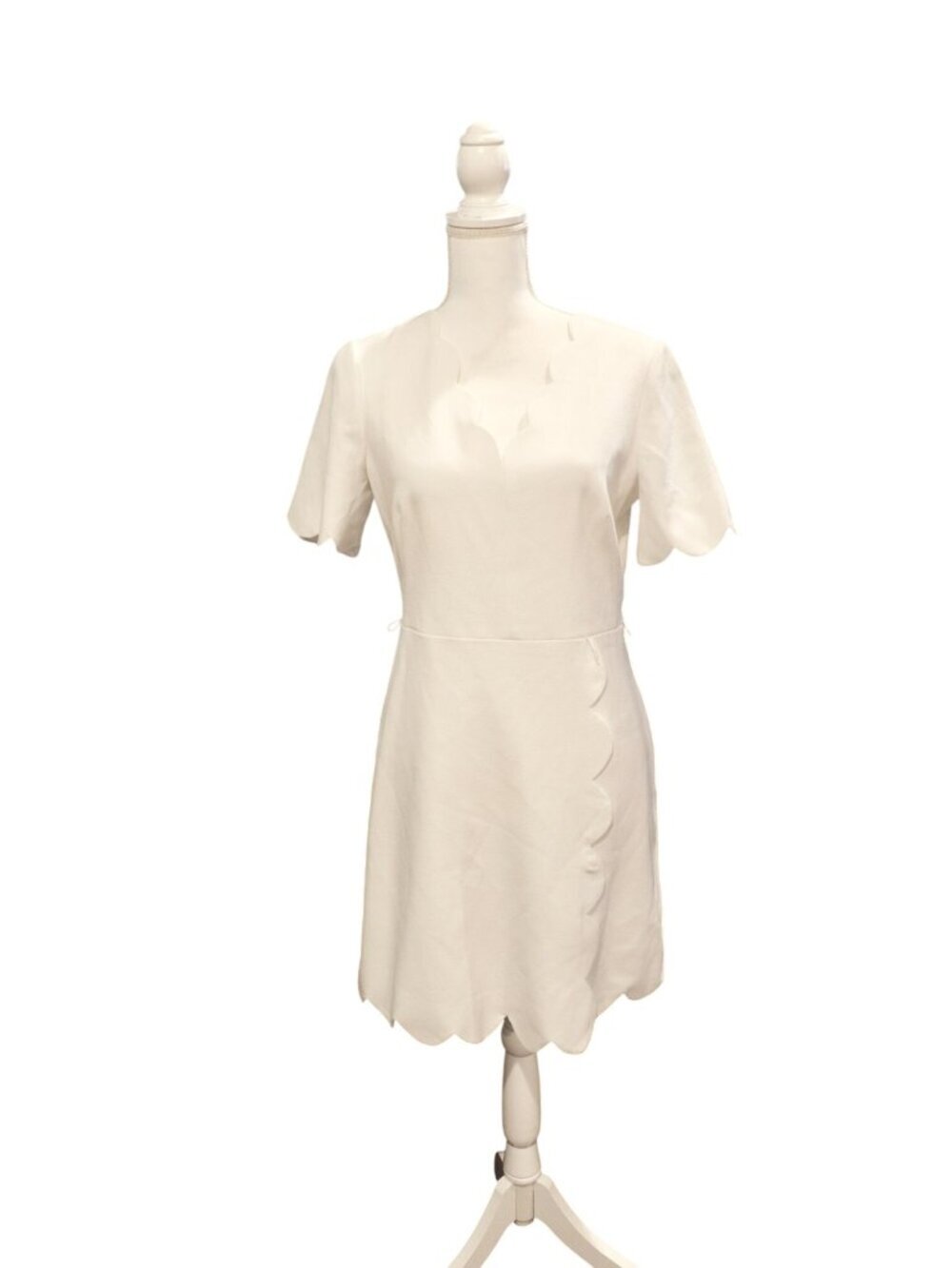 Eliza J Scalloped Hem Short Sleeve White Mini Dress, Size 6 NWT